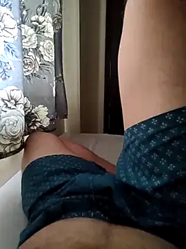 Snapshot of Ravi272 chatting on October 31, 9:23 am Ravi272 online show from October 31, 9:23 am