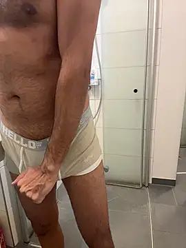 Snapshot of Moan_King chatting on October 24, 6:20 pm Moan King online show from October 24, 6:20 pm