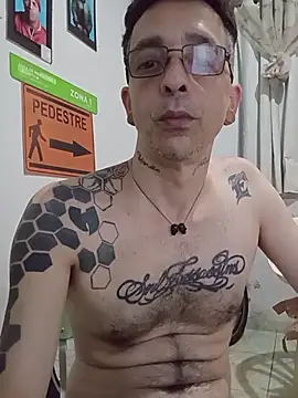 dinho carioca online show from December 14, 12:45 pm