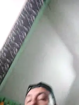 andrerj22 online show from October 4, 7:08 pm