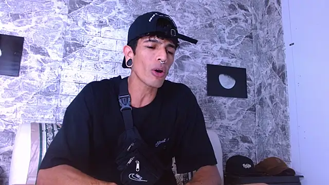 Franvill Trato online show from February 28, 7:57 pm