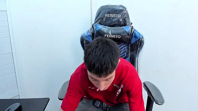 LittleDanny  online show from January 13, 5:50 pm