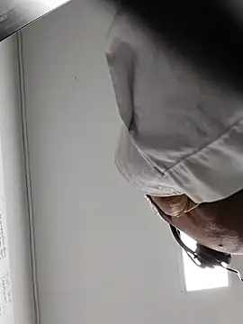 danigarci2307 online show from March 9, 9:42 pm