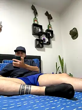 Jaguer2213 online show from September 23, 12:43 am