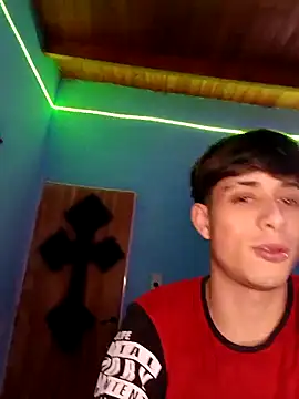 Snapshot of matiatr1112 chatting on September 25, 4:11 am matiatr1112 online show from September 25, 4:11 am