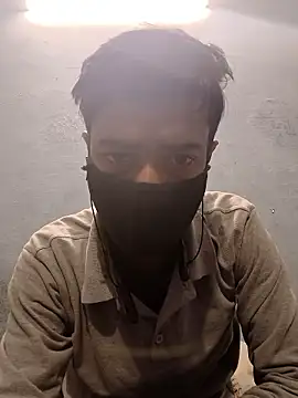 GirlsCrush  online show from January 13, 8:02 pm