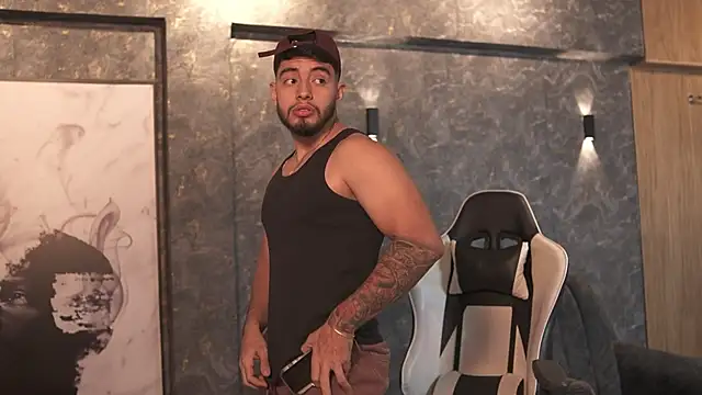 Snapshot of Nick_Vans chatting on September 13, 1:23 pm Nick Vans online show from September 13, 1:23 pm