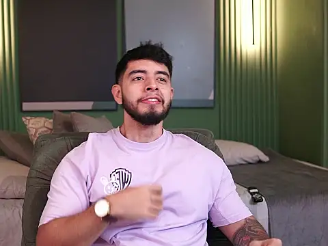 Snapshot of Nick_Vans chatting on October 3, 1:16 pm Nick Vans online show from October 3, 1:16 pm