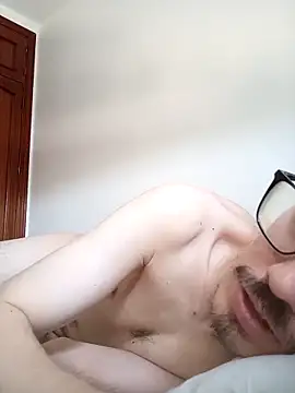 oscartres online show from September 19, 9:31 am