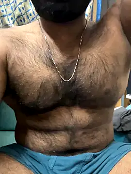 DJLOVE280825 online show from October 13, 11:33 pm