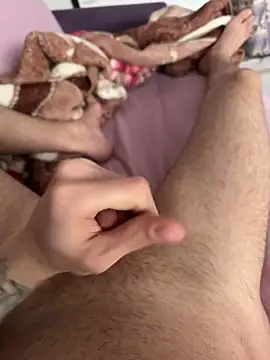 doyumsuz3131 online show from April 26, 6:44 am