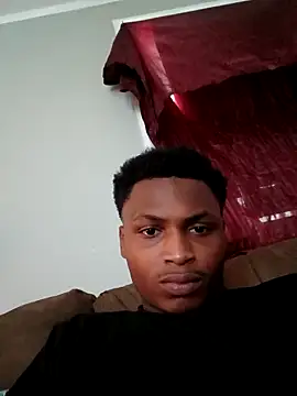 Snapshot of Dropdingo chatting on October 20, 10:35 pm Dropdingo online show from October 20, 10:35 pm