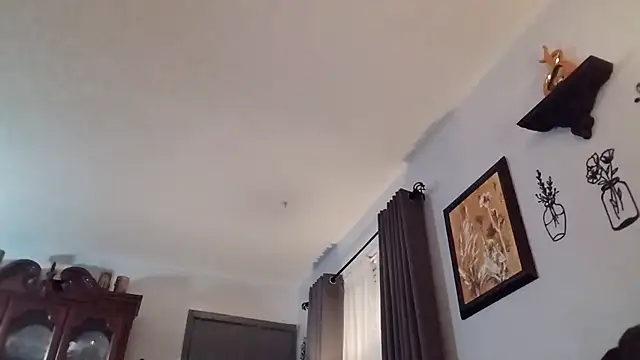 Snapshot of MRTATTWO chatting on September 13, 1:06 am MRTATTWO online show from September 13, 1:06 am