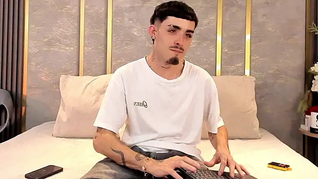 NikoStone  online show from January 16, 5:32 am