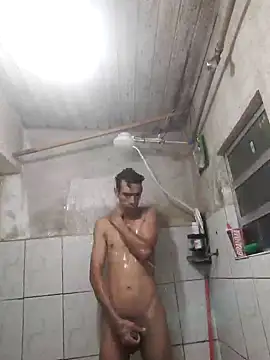 Dedede32 online show from September 18, 1:18 am