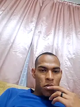 LuciousLyon online show from March 4, 6:37 pm