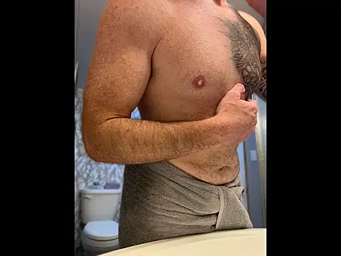 DILFiGuess11 online show from July 14, 2:05 am