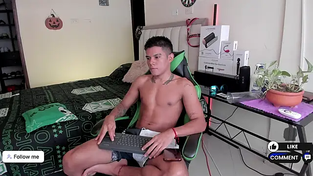 Jack castell online show from October 2, 12:42 pm