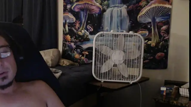 Snapshot of YoBlezz chatting on September 27, 6:44 am YoBlezz online show from September 27, 6:44 am