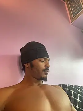 TRILLAHUNG online show from July 10, 8:32 pm