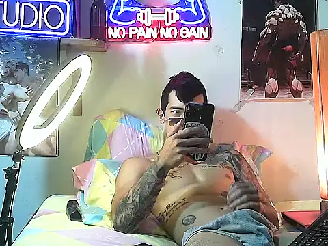 Strongcockfitness online show from October 30, 1:19 am