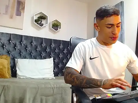 adrian ray online show from October 3, 6:35 pm