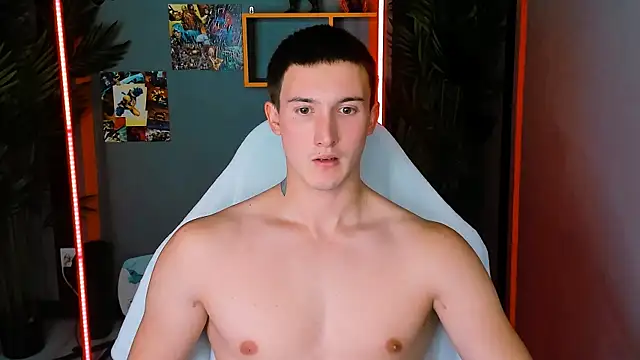 Snapshot of David__Diamond chatting on September 21, 4:40 pm David  Diamond online show from September 21, 4:40 pm