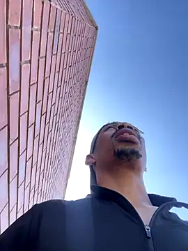 Snapshot of fitsexyman chatting on September 18, 12:18 pm fitsexyman online show from September 18, 12:18 pm