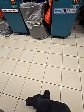 Snapshot of sisman31 chatting on October 4, 10:25 pm sisman31 online show from October 4, 10:25 pm