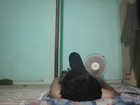 Tamilgud23 online show from April 18, 7:07 pm