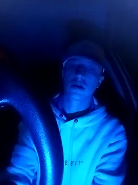 Snapshot of DebutingPathway chatting on October 22, 9:57 am DebutingPathway online show from October 22, 9:57 am