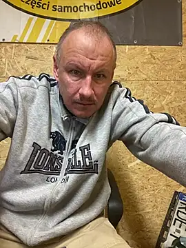 mokrykutas online show from April 29, 11:37 am