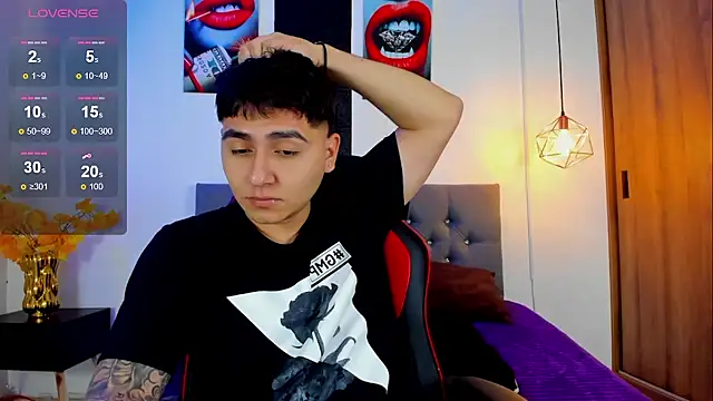 Nicolas James Sc online show from October 21, 1:36 pm