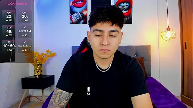 Nicolas James Sc online show from October 22, 2:10 pm