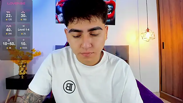 Nicolas James Sc online show from September 16, 2:07 pm