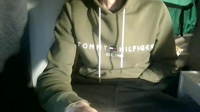 juju78jujuu online show from November 27, 6:33 pm