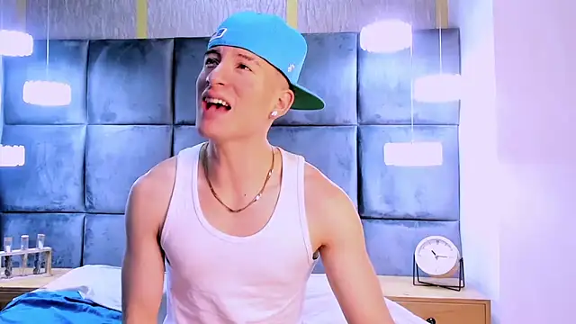 HunterHeat  online show from November 28, 12:29 pm