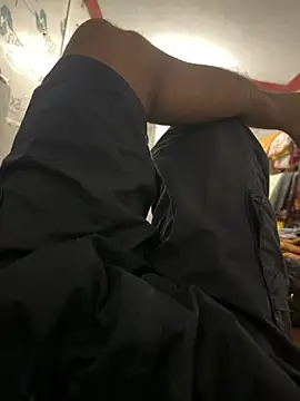 lele122277 online show from May 11, 9:22 am