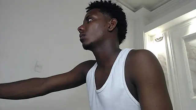Snapshot of Amare_25 chatting on October 23, 7:39 pm Amare 25 online show from October 23, 7:39 pm