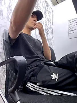 StevenHumps online show from September 25, 5:39 am