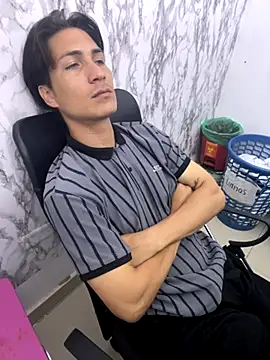 StevenHumps online show from October 17, 4:16 am