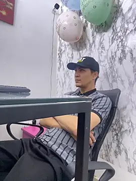 StevenHumps online show from October 7, 5:22 am