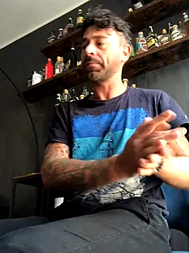 MatteoDom85 online show from October 18, 9:03 am