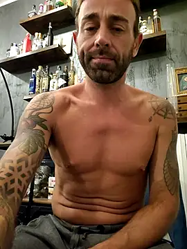 MatteoDom85 online show from October 5, 8:57 pm