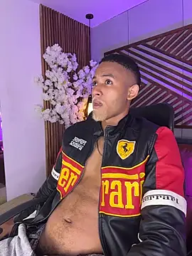 B Wild online show from January 17, 4:04 am