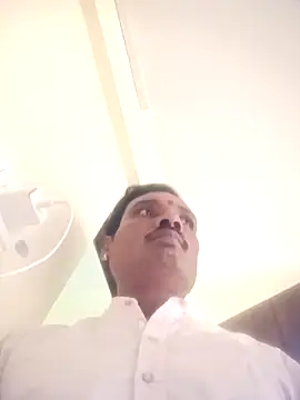 Snapshot of 8133vaibhavh chatting on October 22, 4:38 am 8133vaibhavh online show from October 22, 4:38 am