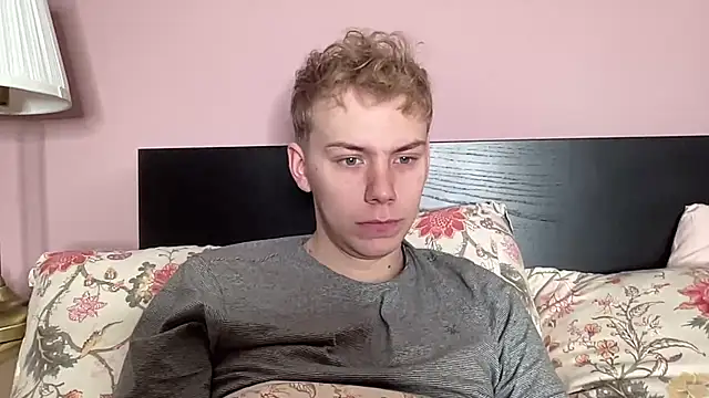 scottishtwink01 online show from October 14, 12:12 pm