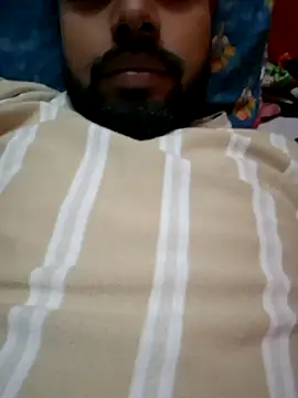Snapshot of soniriyaa010101 chatting on October 16, 9:17 am soniriyaa010101 online show from October 16, 9:17 am