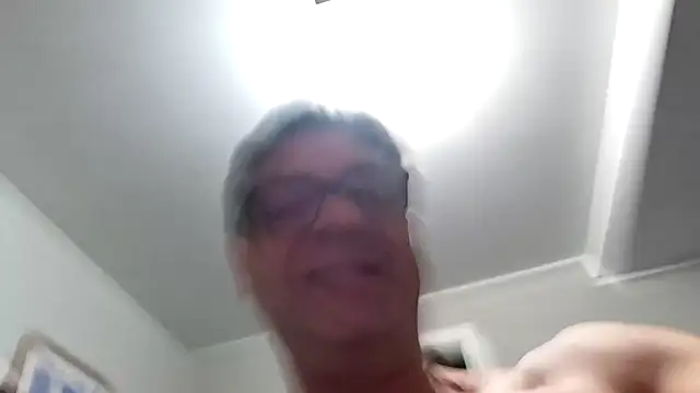 Mickelangello75 online show from September 26, 9:34 pm