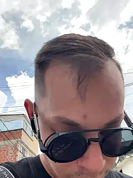 Snapshot of dimitryivanovv chatting on September 12, 5:57 pm dimitryivanovv online show from September 12, 5:57 pm